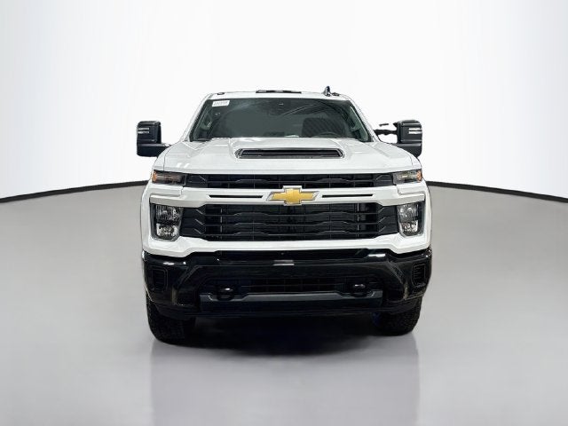 2026 Chevrolet Silverado 2500HD Custom
