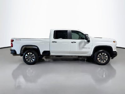 2026 Chevrolet Silverado 2500HD Custom