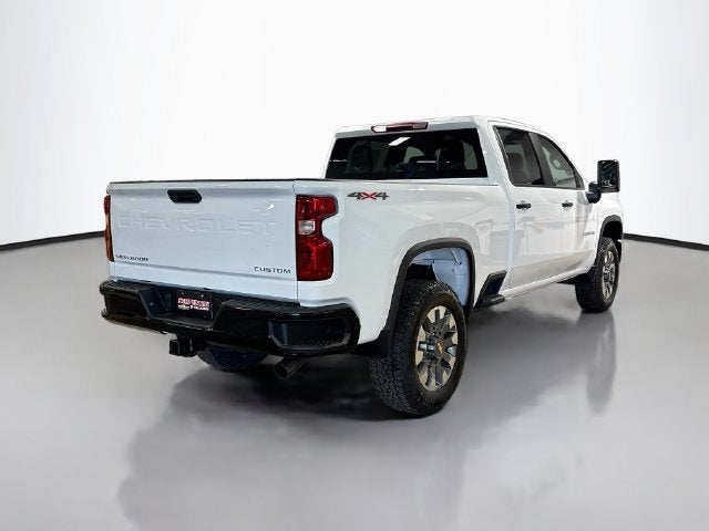 2026 Chevrolet Silverado 2500HD Custom