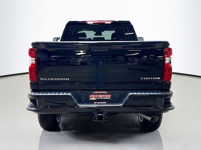 2026 Chevrolet Silverado 2500HD Custom