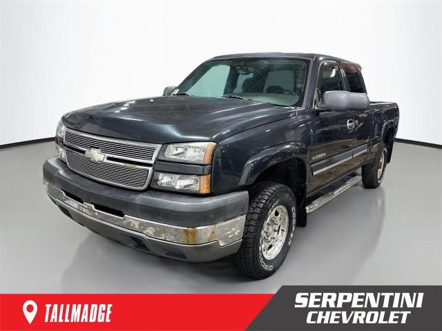 2005 Chevrolet Silverado 2500HD LS
