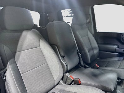 2025 Chevrolet Silverado 1500 Custom CLEAN CARFAX + TOW PKG