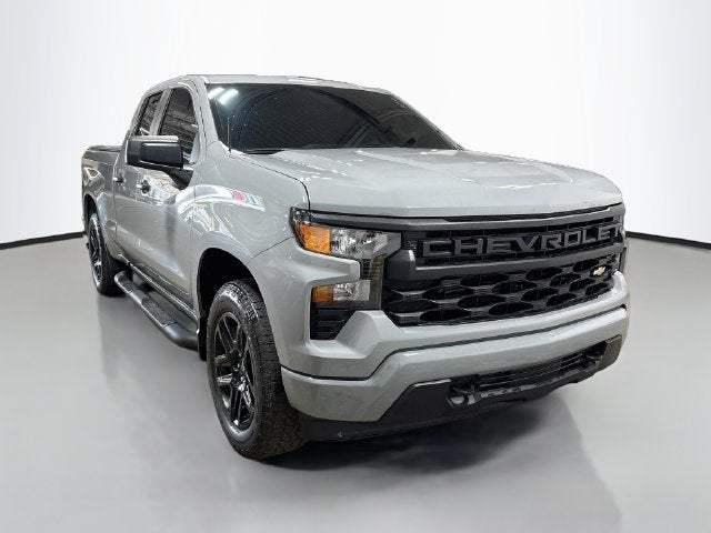 2025 Chevrolet Silverado 1500 Custom CLEAN CARFAX + TOW PKG