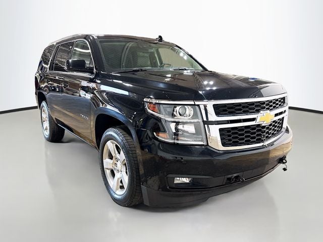 2017 Chevrolet Tahoe LT W/ LUXURY PKG!!