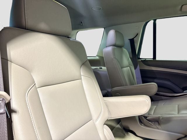 2017 Chevrolet Tahoe LT W/ LUXURY PKG!!