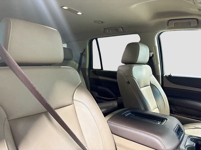 2017 Chevrolet Tahoe LT W/ LUXURY PKG!!