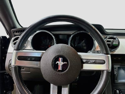 2007 Ford Mustang V6 Deluxe W/ CLEAN CARFAX