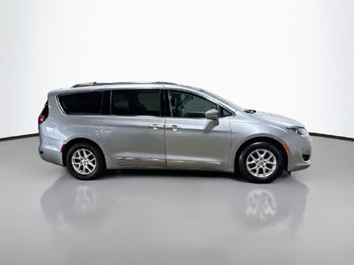 2020 Chrysler Pacifica Touring L CLEAN CARFAX!
