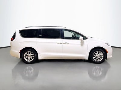 2022 Chrysler Pacifica Touring L W/ LEATHER