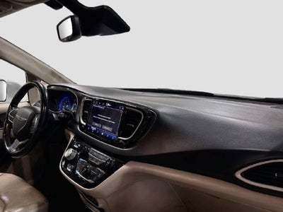 2021 Chrysler Pacifica Touring L CLEAN CARFAX!!