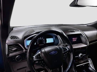 2019 Ford Edge ST W/ CLEAN CARFAX!
