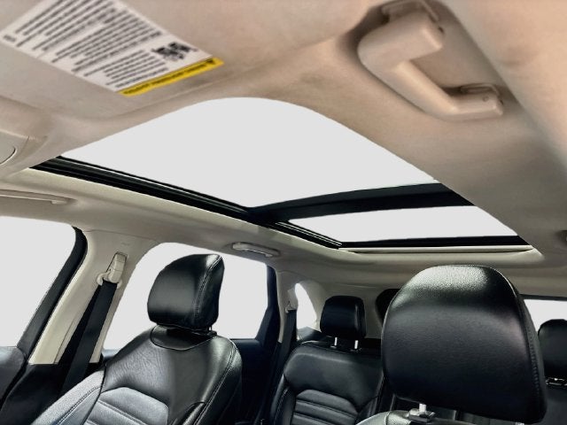 2017 Ford Edge SEL W/ PANORAMIC SUNROOF
