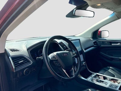 2022 Ford Edge Titanium 1 OWNER!
