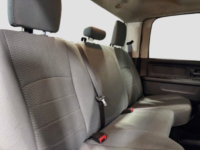 2017 RAM 3500 Tradesman 4X4 + HEMI!