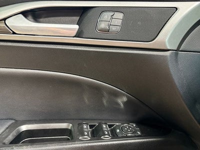 2019 Ford Fusion SEL W/ MOONROOF