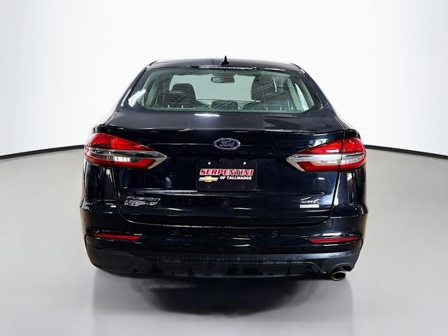 2019 Ford Fusion SEL W/ MOONROOF