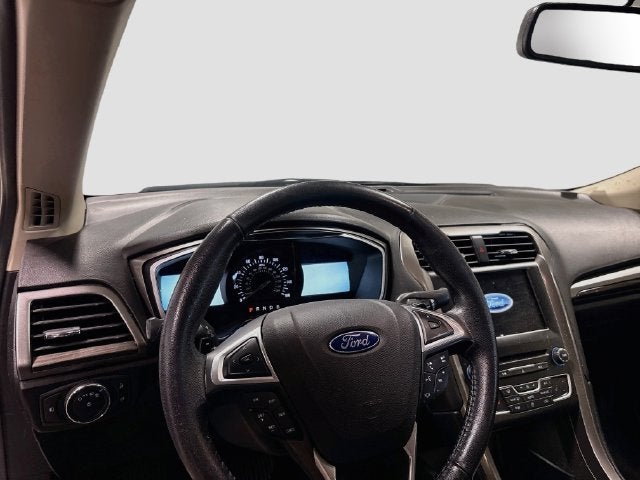 2017 Ford Fusion SE W/ SUNROOF