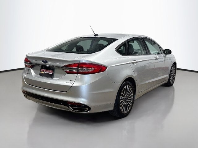 2017 Ford Fusion SE W/ SUNROOF