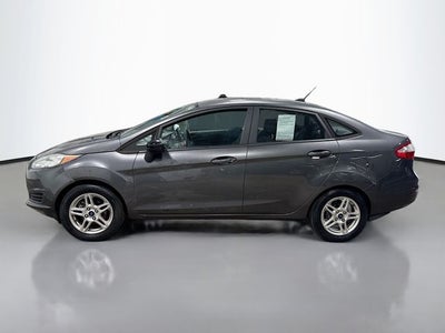 2017 Ford Fiesta SE CLEAN CARFAX+ MOONROOF