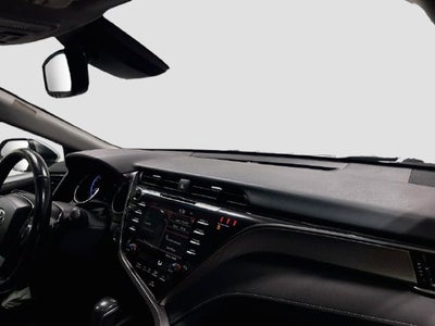 2019 Toyota Camry SE W/ MOONROOF