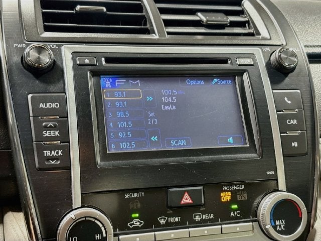 2013 Toyota Camry LE CLEAN CARFAX!