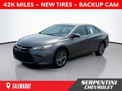 2017 Toyota Camry SE W/ BACKUP CAM