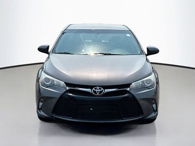 2017 Toyota Camry SE W/ BACKUP CAM