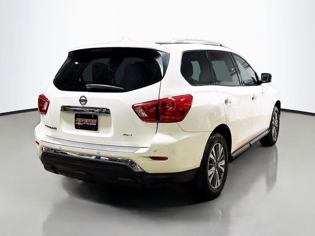 2020 Nissan Pathfinder S W/ HD RADIO!