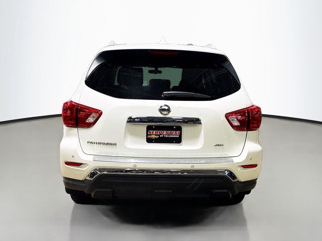 2020 Nissan Pathfinder S W/ HD RADIO!