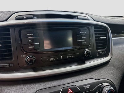 2016 Kia Sorento LX CLEAN CARFAX!