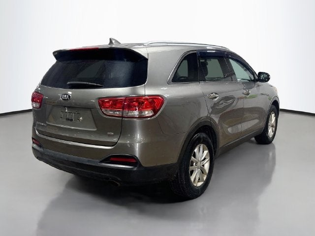 2016 Kia Sorento LX CLEAN CARFAX!