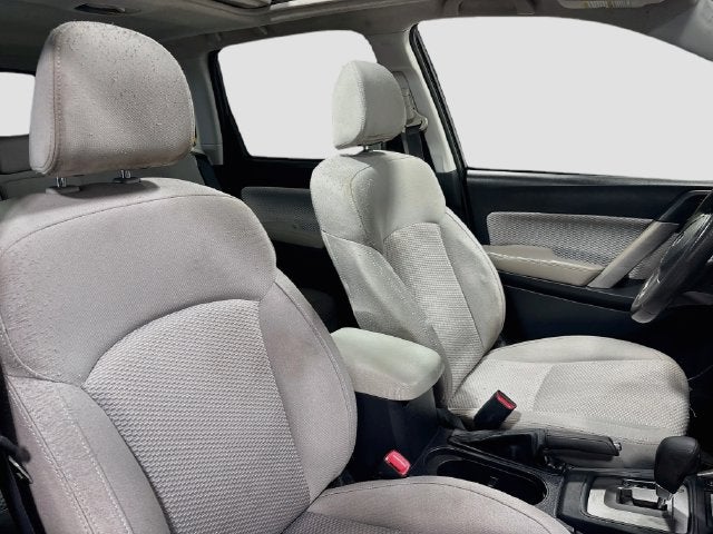2017 Subaru Forester 2.5i Premium CLEAN CARFAX!