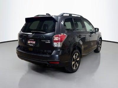 2017 Subaru Forester 2.5i Premium CLEAN CARFAX!