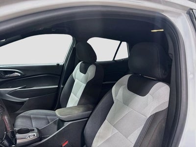 2024 Chevrolet Trax 1RS CLEAN CARFAX!