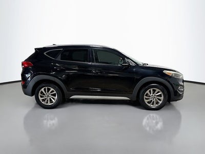 2017 Hyundai Tucson SE Plus AWD!