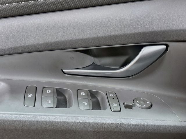 2024 Hyundai Elantra SEL 1 OWNER!!