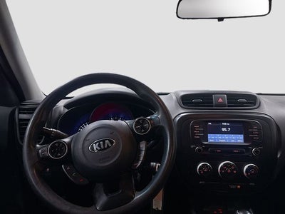 2019 Kia Soul Base W/ BACKUP CAMERA