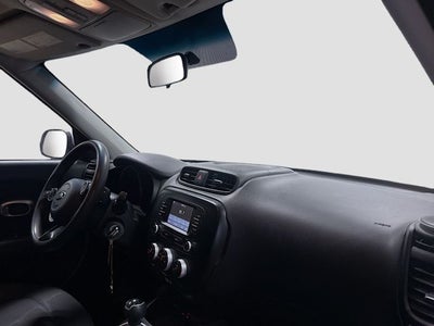2019 Kia Soul Base W/ BACKUP CAMERA